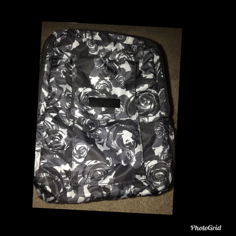 Jujube MiniBe diaper backpack